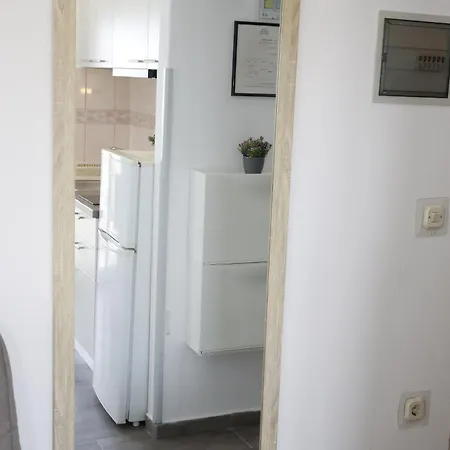 Zoralis A Konukevi 3*