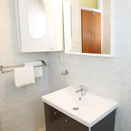 Konukevi Zoralis A 3*