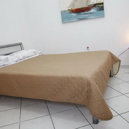 Konukevi Zoralis A 3*